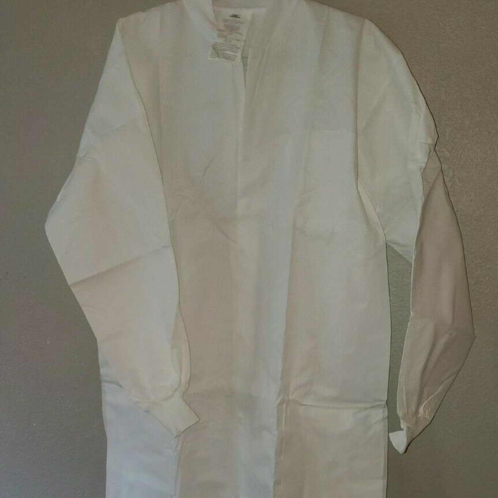 Condor Disposable Lab Coat Medical Dental White Medium Size Elastic Cuff PPE New